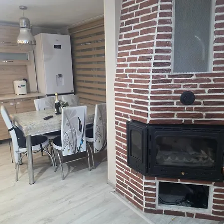 къща теяна Ferienhaus *